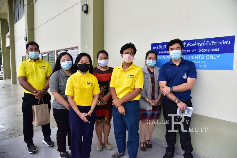 20210426-Governor inspects field hospitals-082.JPG